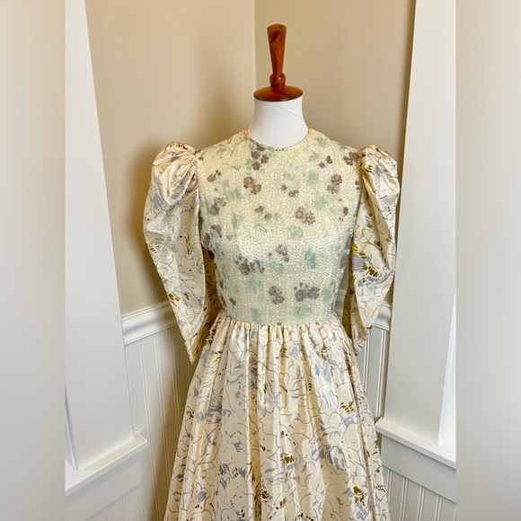 Vintage Custom 70s Victorian Revival Wedding or Ball Gown Cottagecore Royalcore - Picture 4 of 16